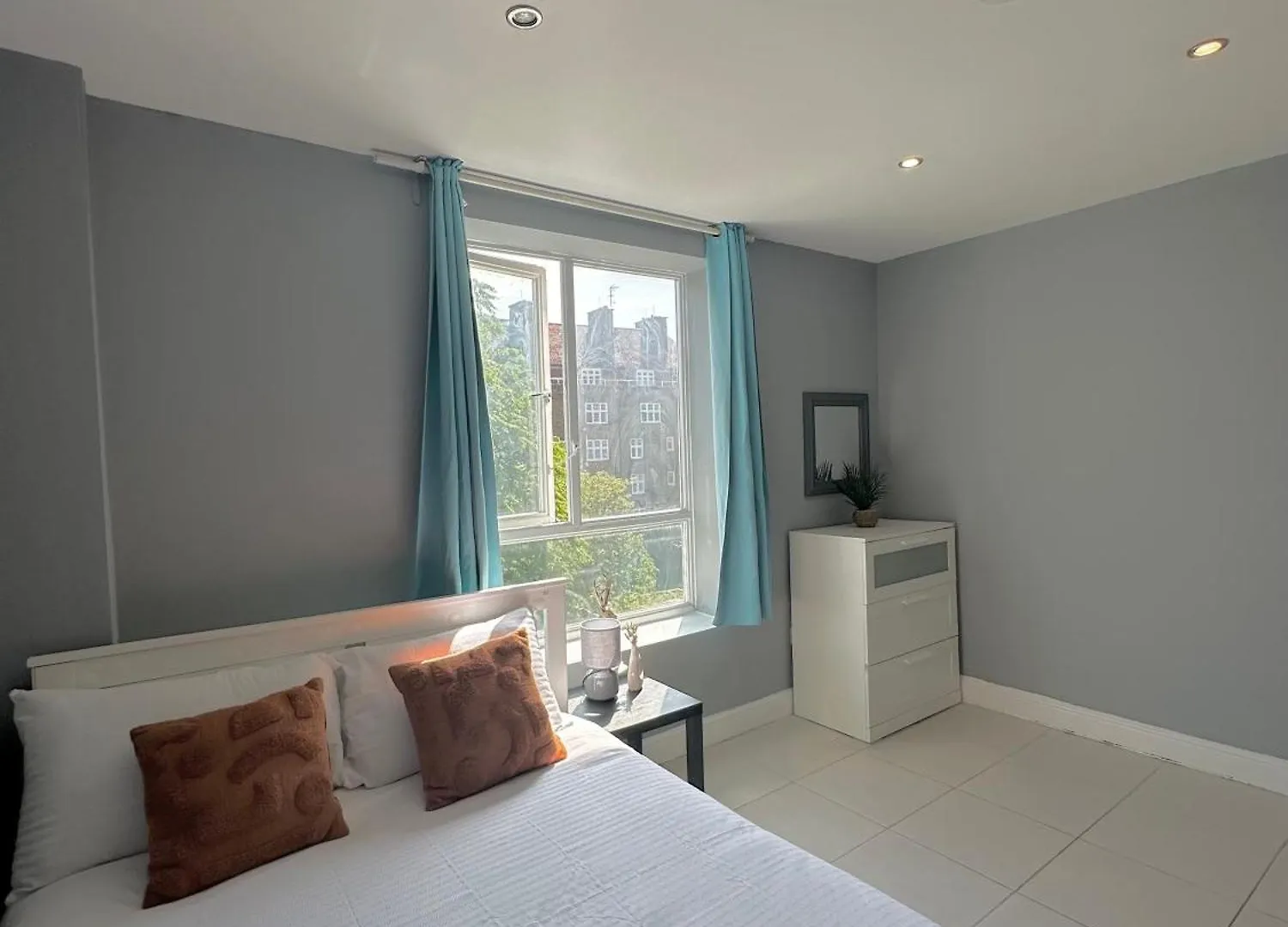 Luxury Private Room In Central London Homestay